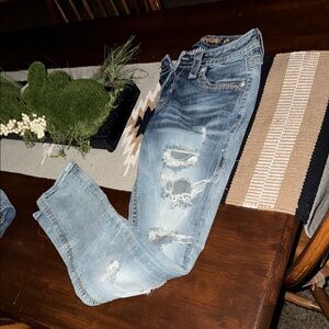 Rock, revival, Distressed Blue Jeans